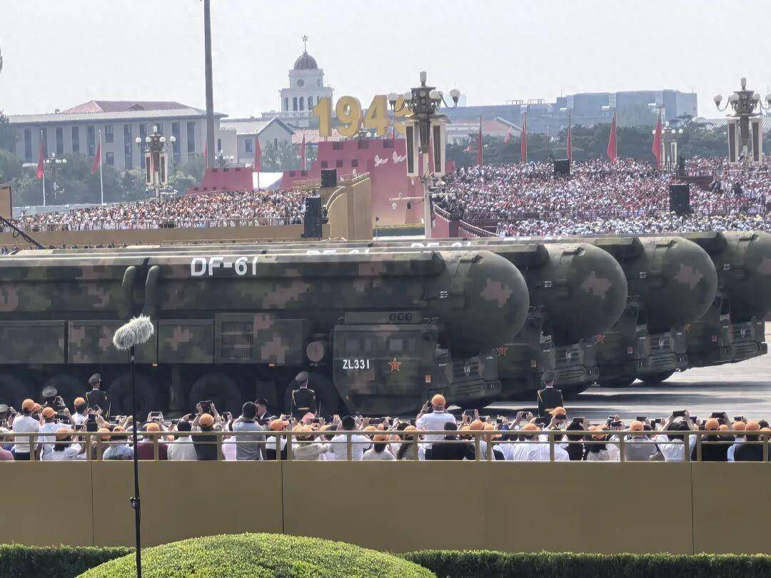 烏軍少將：別等到戰(zhàn)場上再認清<strong></p>
<p>廢舊物資回收
</strong>，93閱兵上中國裝備到底有多強大！:廢舊物資回收
