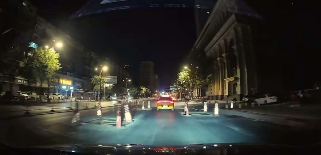 遼寧沈陽一路段出現(xiàn)大量路障<strong></p>
<p>廢舊物資回收
</strong>，車輛需不斷轉(zhuǎn)彎“像極了開卡丁車”，律師解讀:廢舊物資回收
