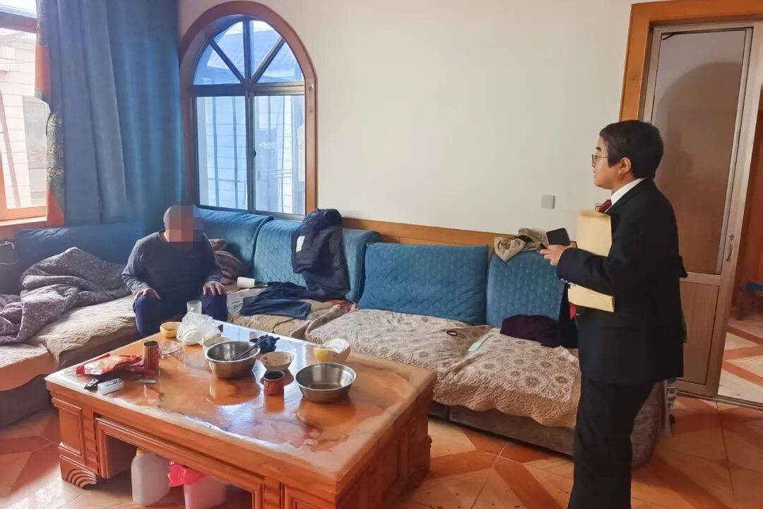 集中執(zhí)行！東營4人被拘傳<strong></p>
<p>廢舊物資回收
</strong>，2人被拘留！:廢舊物資回收
