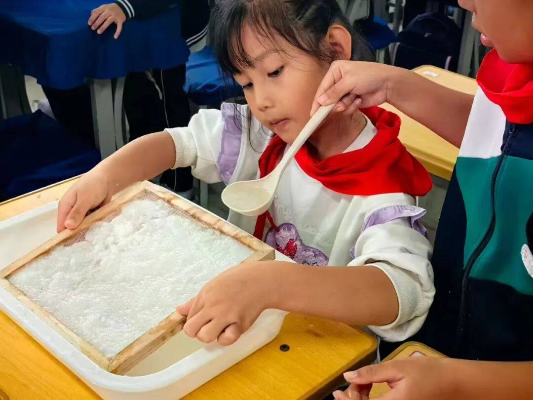 秋天的童畫:廢舊物資回收