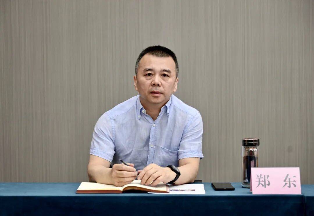 新疆通報(bào)：鄭東被查:廢舊物資回收
