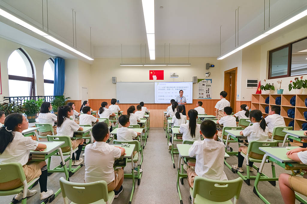 教育部嚴(yán)禁頻繁考試<strong></p>
<p>廢舊物資回收
</strong>，小學(xué)生快被“考考考”搞瘋了:廢舊物資回收
