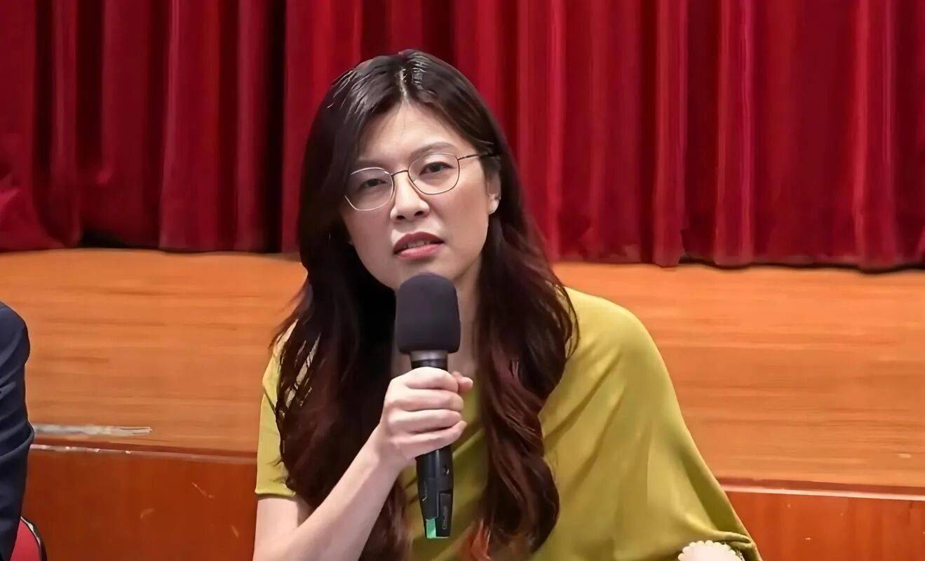 收到賀電不到24小時<strong></p>
<p>廢舊物資回收
</strong>，鄭麗文發(fā)出訪陸信號，直言怕就不要出來混:廢舊物資回收
