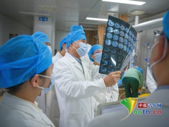 邊疆義診架“心橋”<strong></p>
<p>廢舊物資回收
</strong>，“為愛遠(yuǎn)行”2025專家醫(yī)療隊(duì)赴新疆喀什義診:廢舊物資回收
