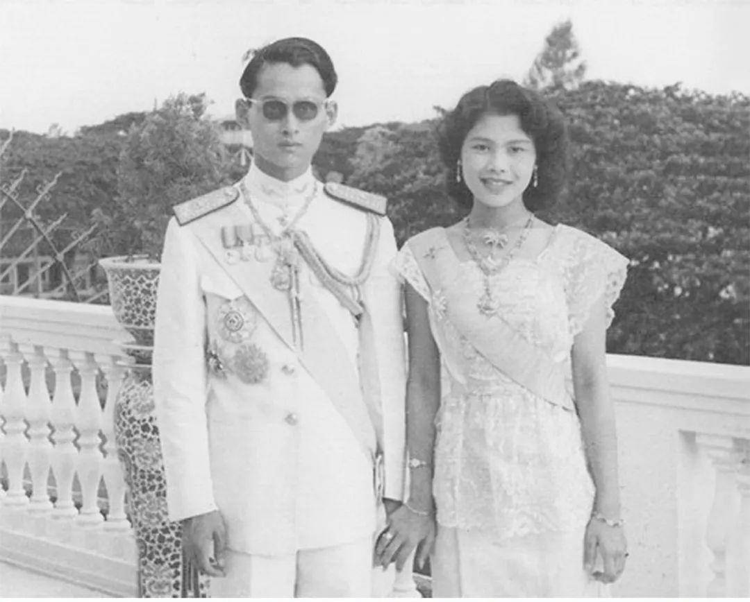 泰國王太后詩麗吉辭世<strong></p>
<p>廢舊物資回收
</strong>，享年93歲，泰國國王宣布為期一年的官方哀悼！:廢舊物資回收

